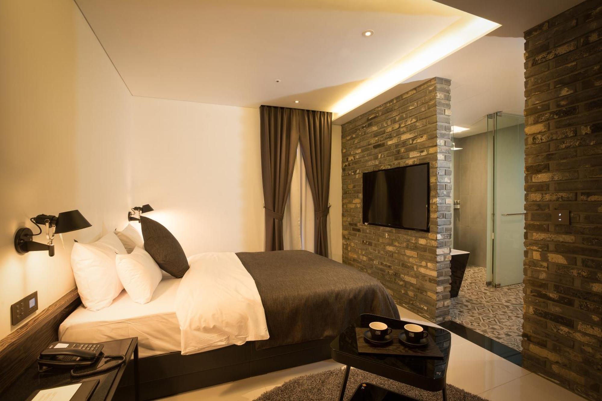Trang Blue Hotel Seoul Exterior foto