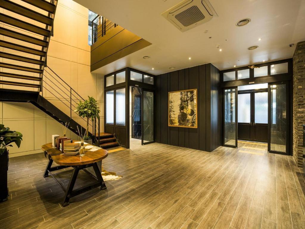 Trang Blue Hotel Seoul Exterior foto