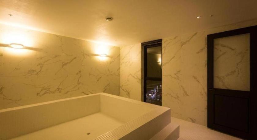 Trang Blue Hotel Seoul Exterior foto
