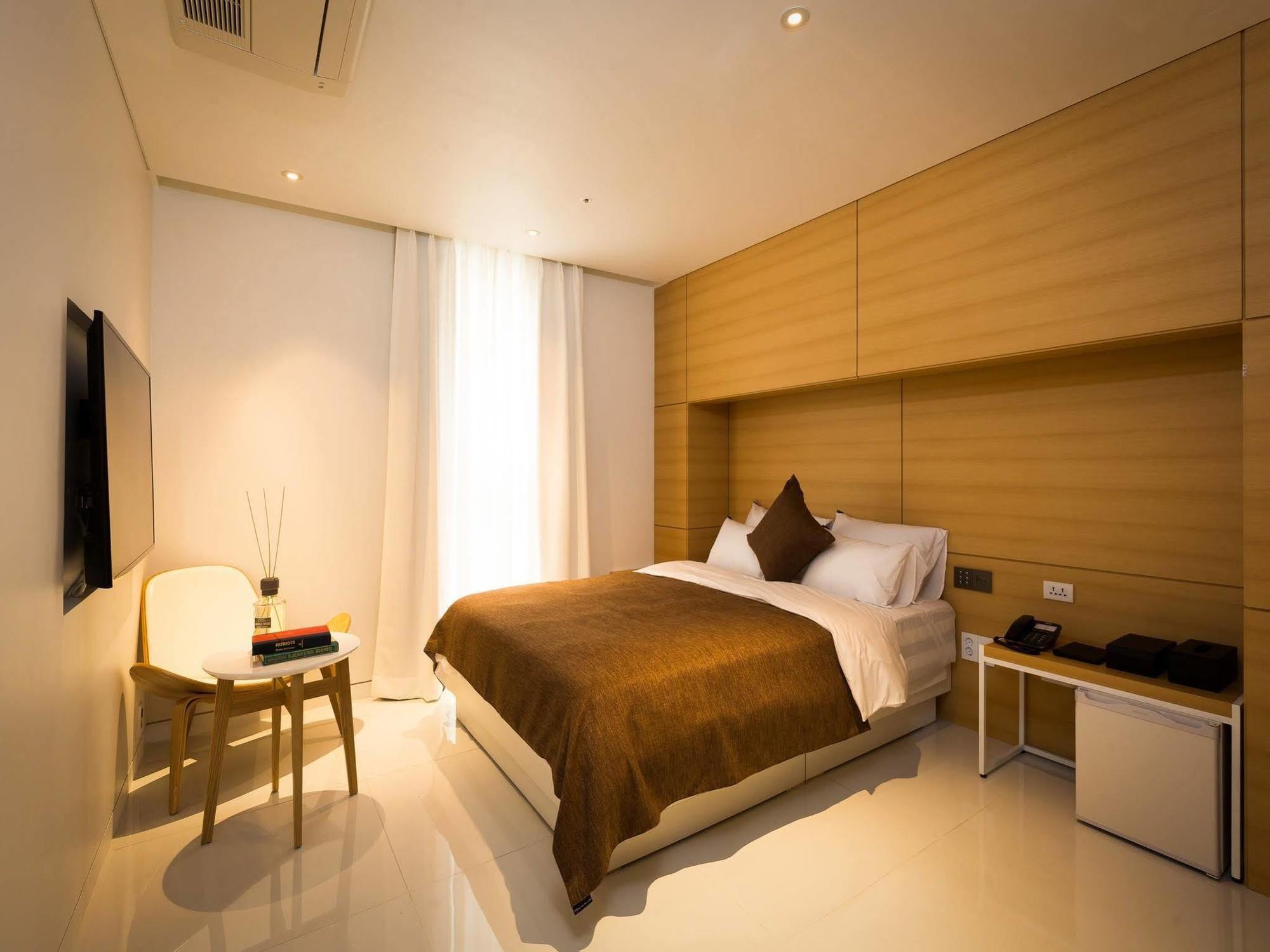 Trang Blue Hotel Seoul Exterior foto