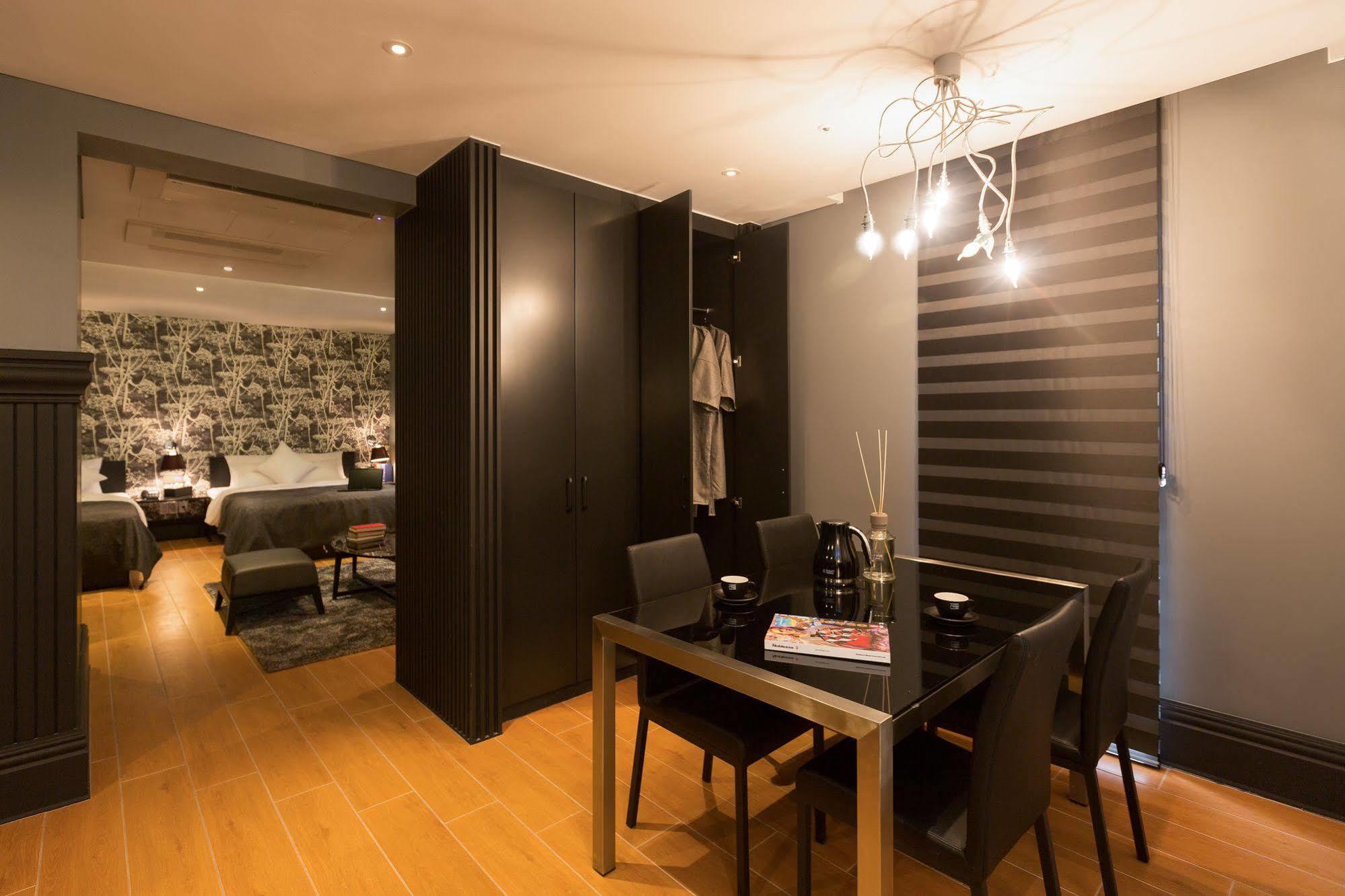 Trang Blue Hotel Seoul Exterior foto